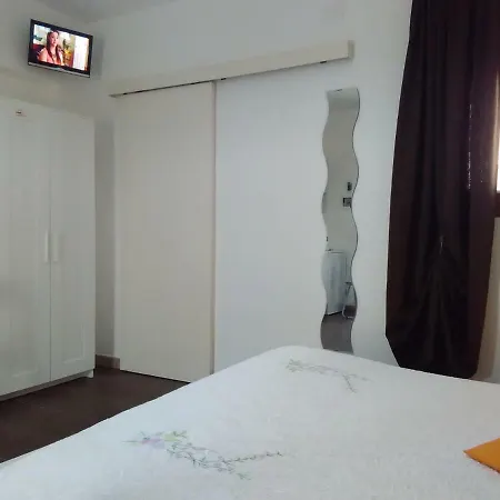 La Torretta B&B Oda ve Kahvaltı Monopoli